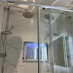 Manhattan Luxury Διαμέρισμα *