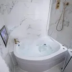 Manhattan Luxury