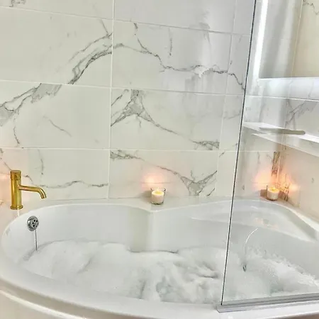 Διαμέρισμα Manhattan Luxury *