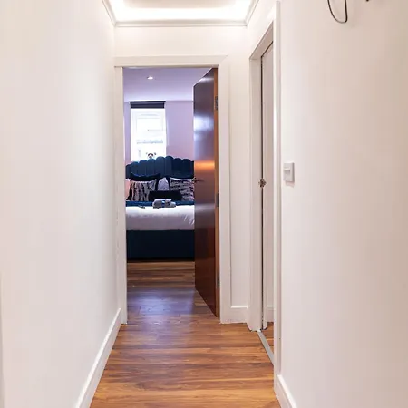 Manhattan Luxury Διαμέρισμα Μπράντφορντ